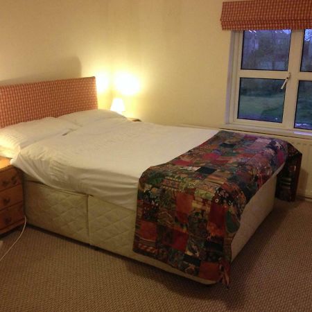 Lisieux House On Lough Neagh Bed & Breakfast Aghalee Eksteriør bilde