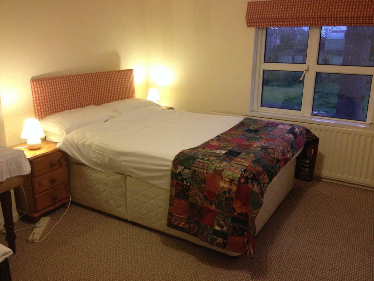 Lisieux House On Lough Neagh Bed & Breakfast Aghalee Eksteriør bilde
