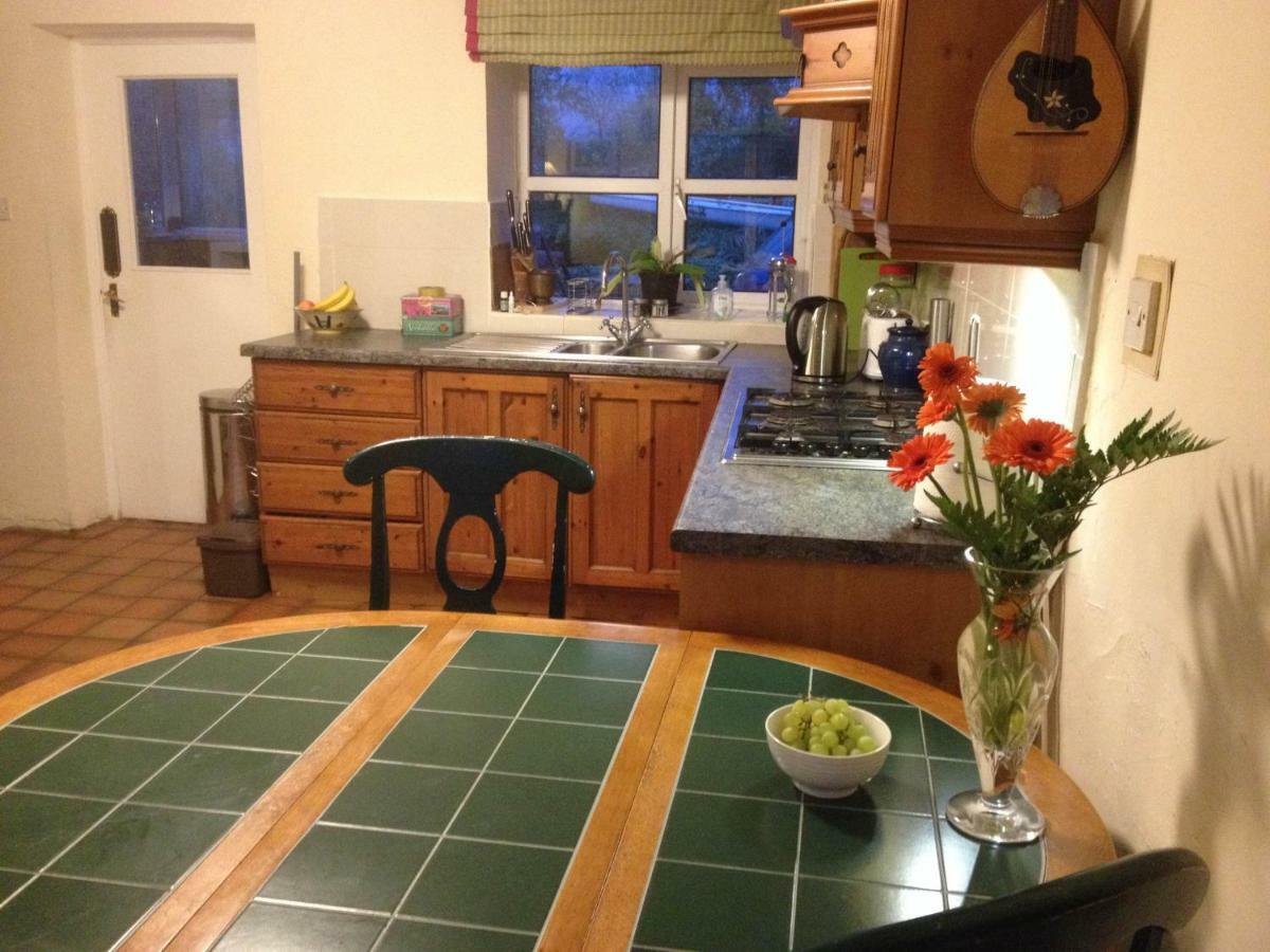 Lisieux House On Lough Neagh Bed & Breakfast Aghalee Eksteriør bilde